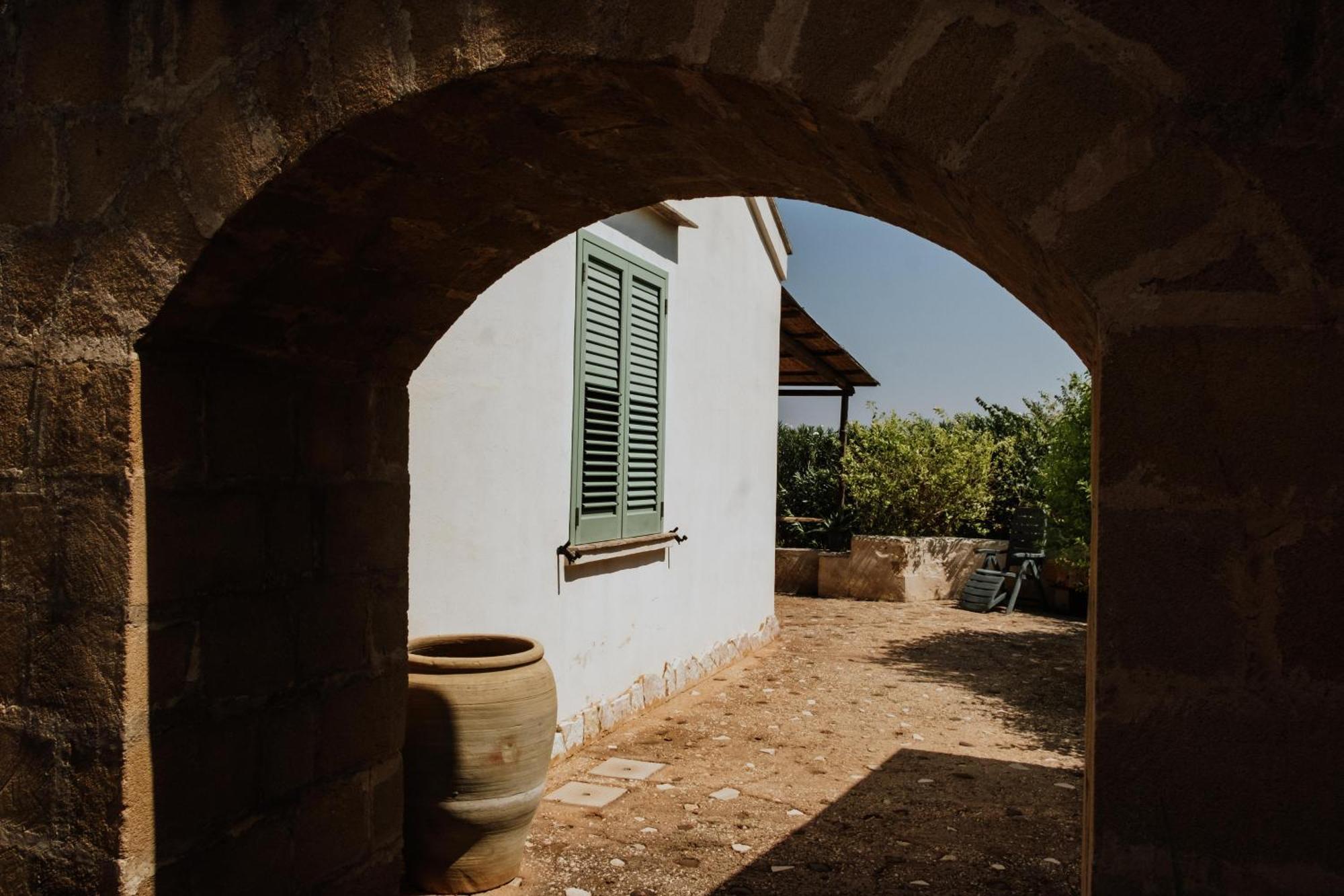 Villa Podere Fossarunza Di Carlo Manzo à Marsala Extérieur photo